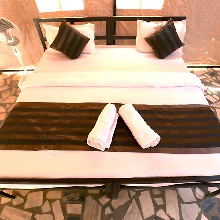 Nova Patgar Tents Hotell Bhuj Eksteriør bilde