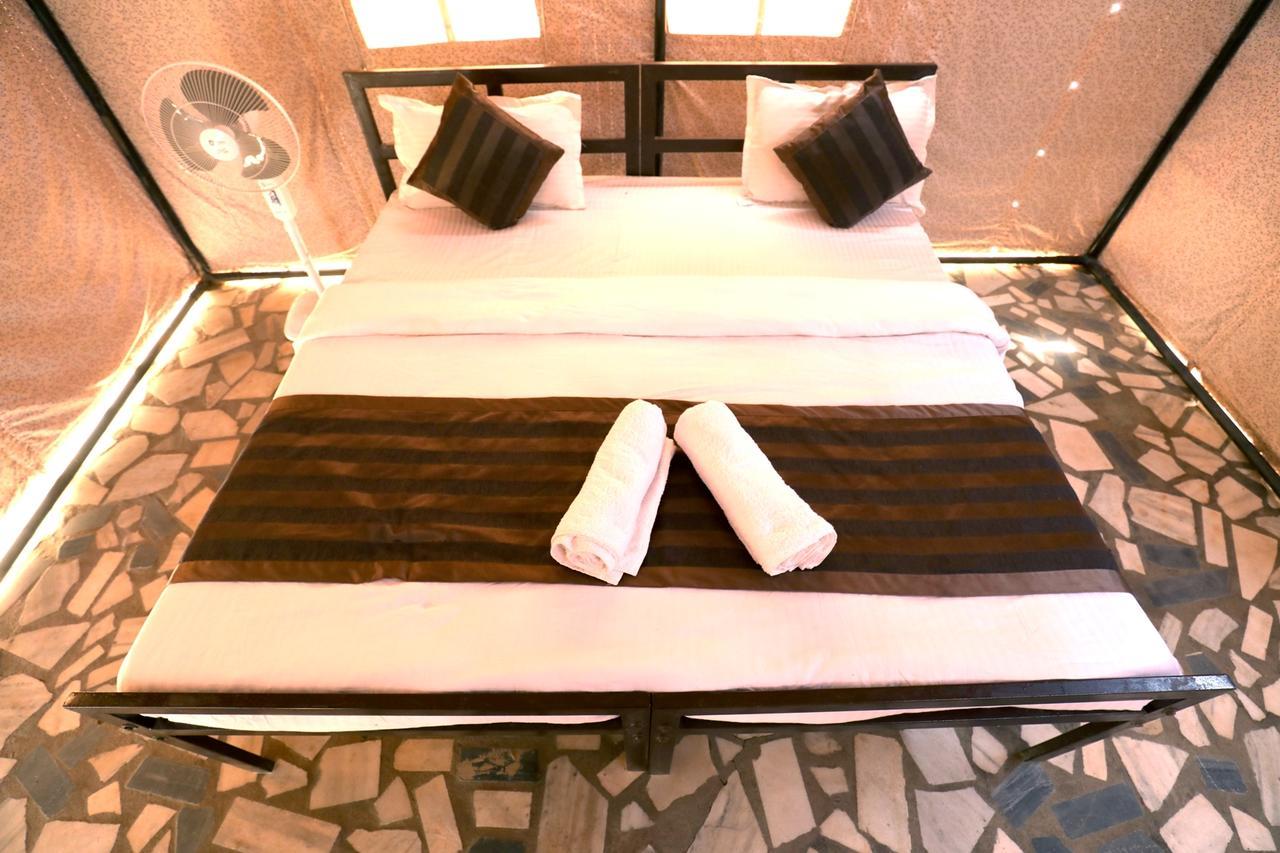 Nova Patgar Tents Hotell Bhuj Eksteriør bilde