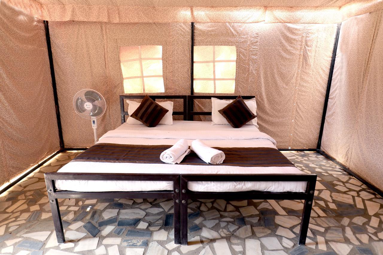 Nova Patgar Tents Hotell Bhuj Eksteriør bilde