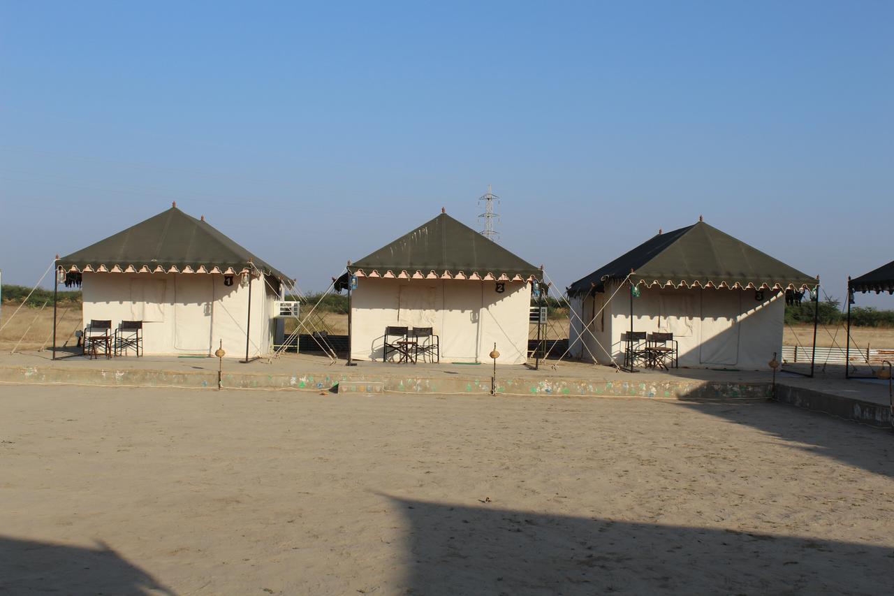 Nova Patgar Tents Hotell Bhuj Eksteriør bilde